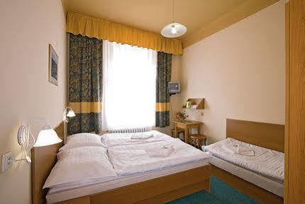 Hotel Sofia Praga Zewnętrze zdjęcie